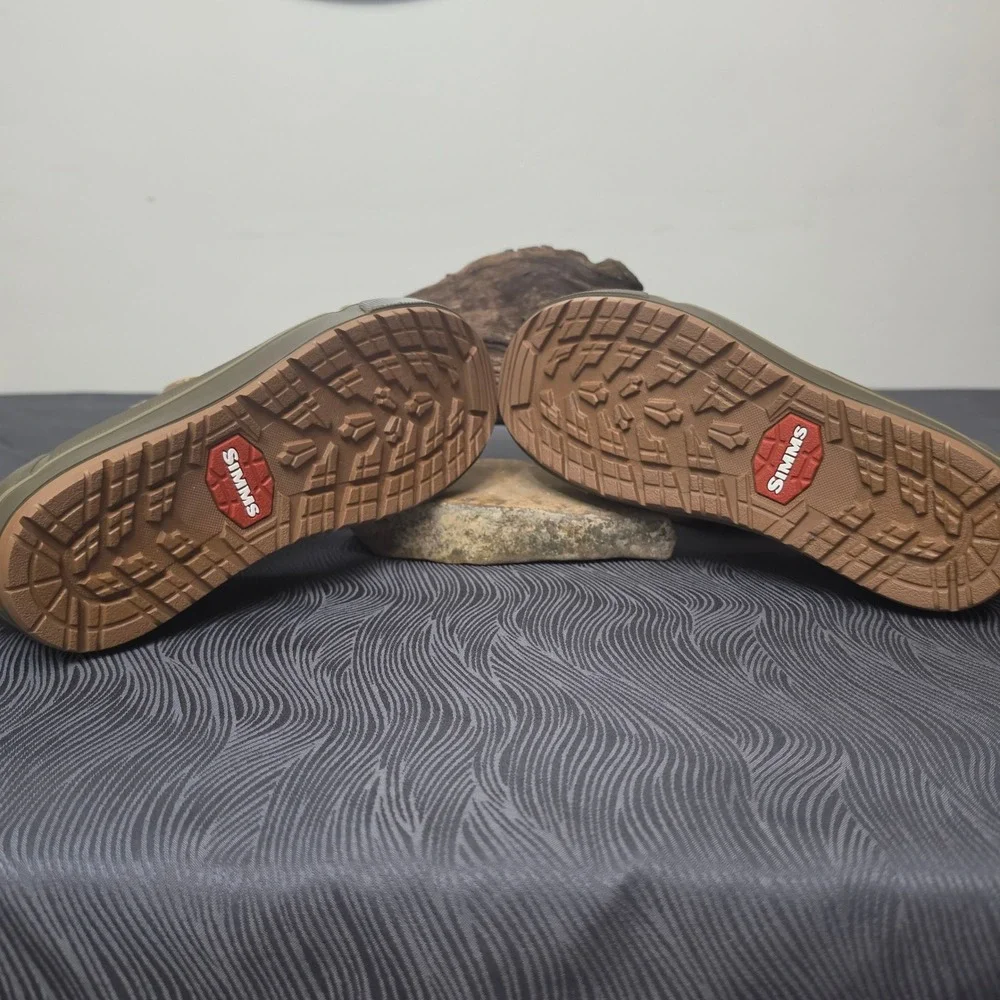 Simms Challenger Slip-On Shoes Mens Size 11 Dark Stone New Outdoor Fishing Boat